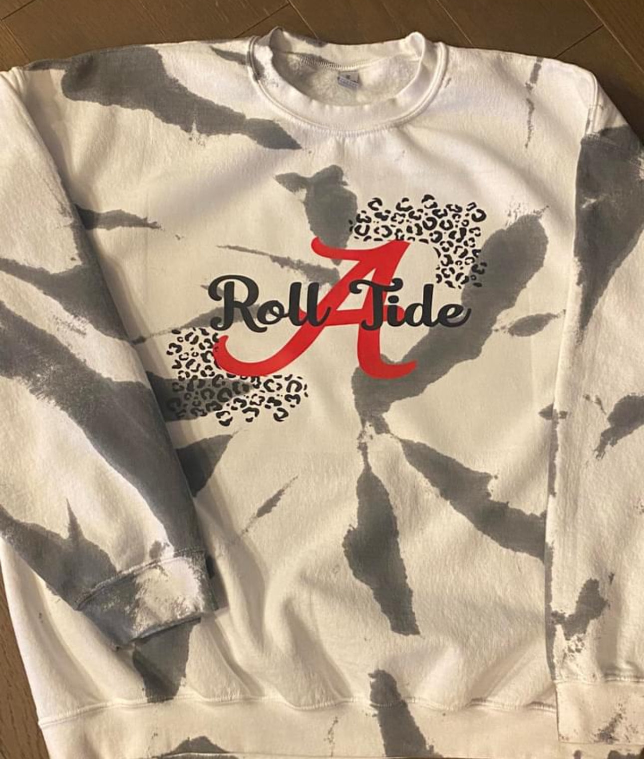 Roll Tide painted design